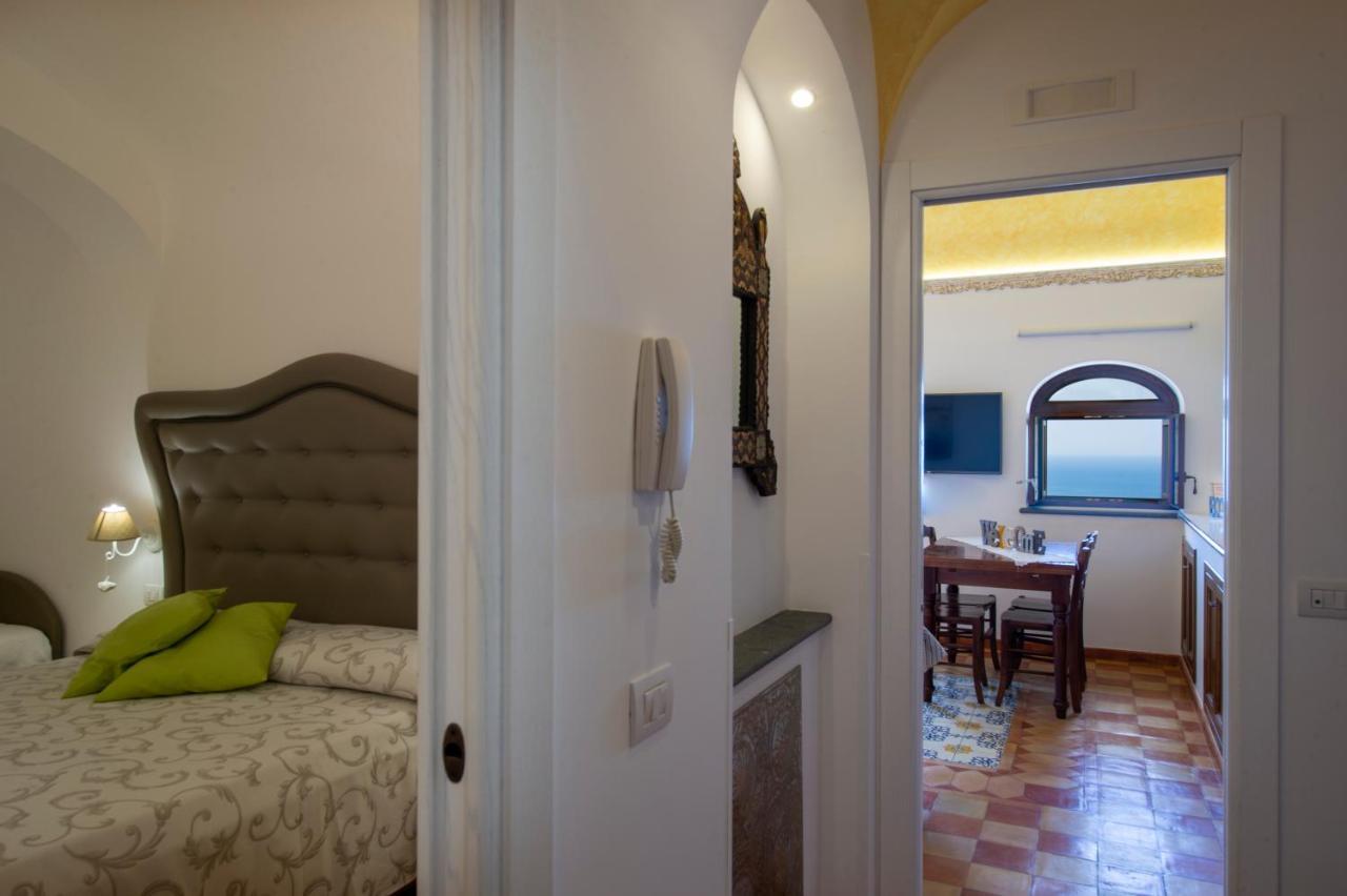 Golden Vaults Praiano Exterior photo